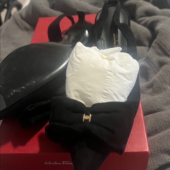 Salvatore Ferragamo Black Suede Heels with Gold Bow Detail - Picture 4 of 9